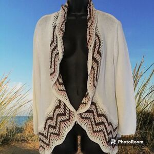 Gorgeous Tri Color Knitted Cardigan Size XLarge. Crochet Hem.